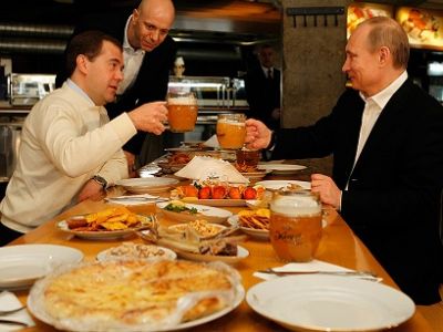 Дмитрий Медведев и Владимир Путин. Фото: fedpress.ru Дмитрий Медведев и Владимир Путин. Фото: fedpress.ru
