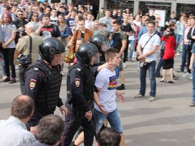 Задержание на антикоррупционном митинге в Москве. Фото: Каспаров.Ru